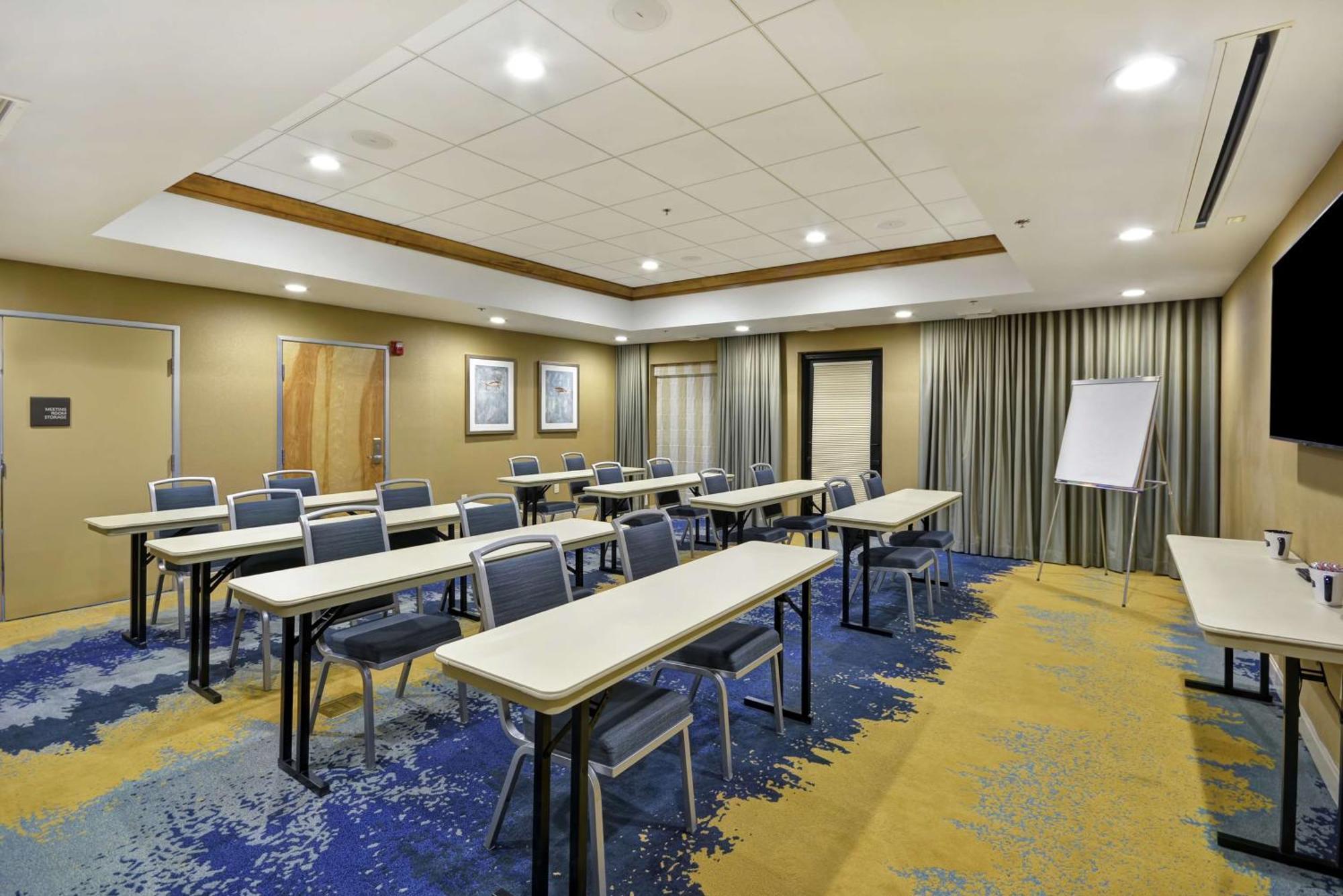 Hampton Inn & Suites Ґрантс-Пасс Екстер'єр фото