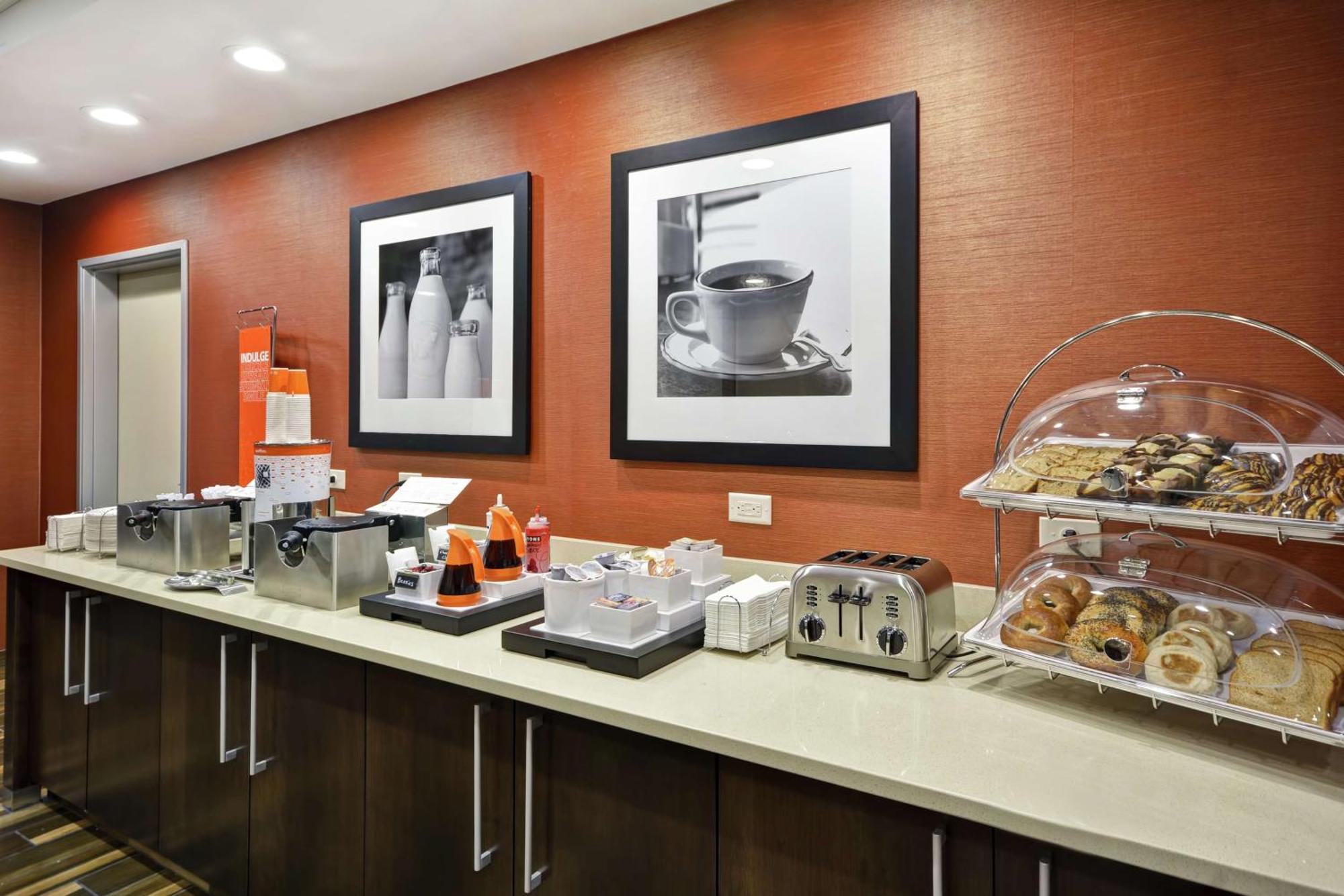 Hampton Inn & Suites Ґрантс-Пасс Екстер'єр фото